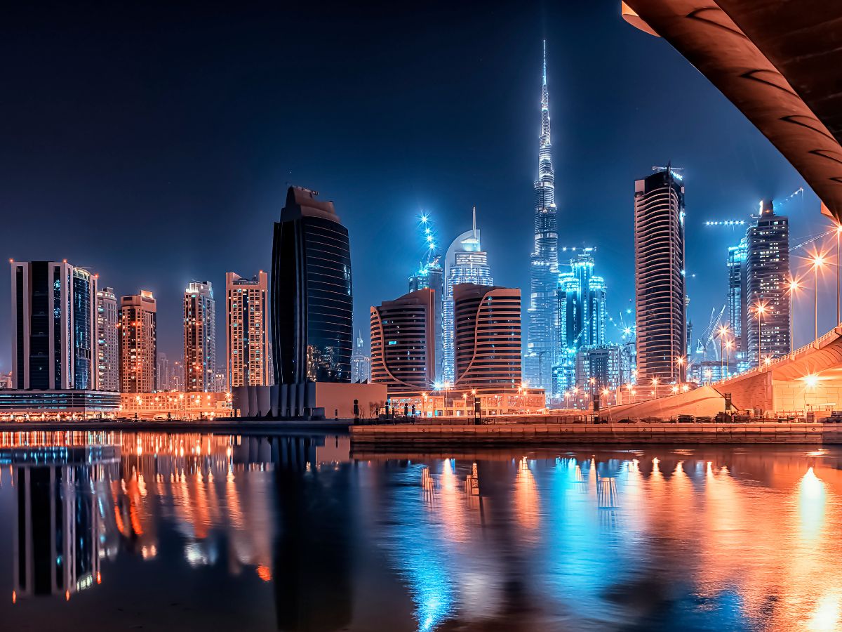 dubai by night